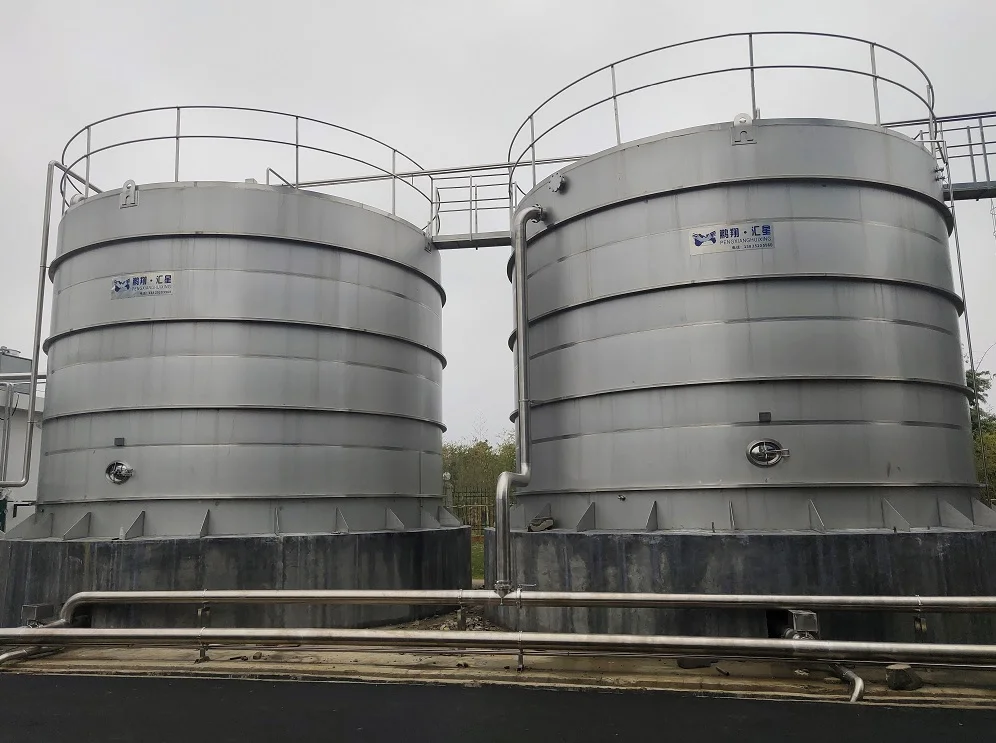Depósito de agua limpia de acero inoxidable